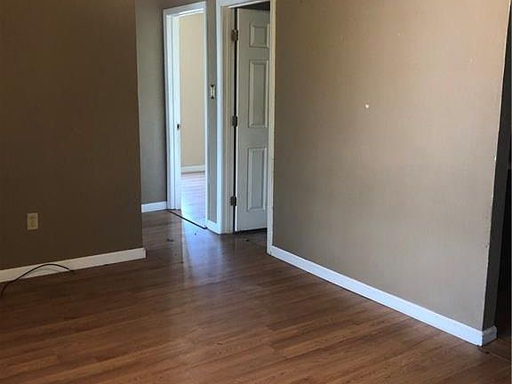 2nd image of 902 Central Ave