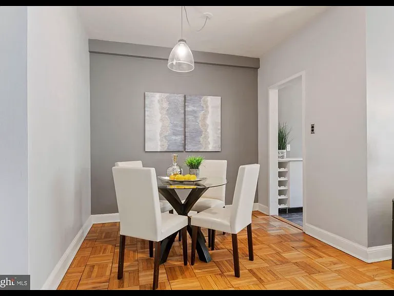 3025 Ontario Rd NW #307 — Photo 3