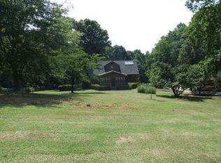 Mondi Dr, Woodstock, GA 30188