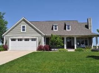 3437 Hillcrest Rd, Hudsonville, MI 49426