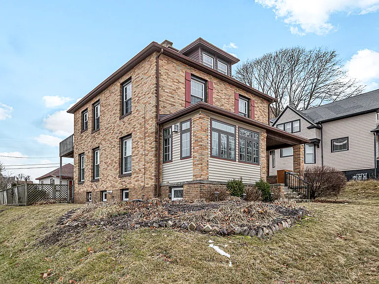 413 Ontario Ave — Photo 28