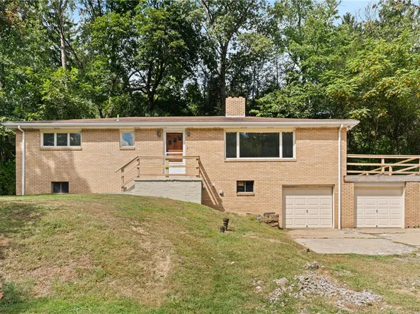 2365 W Hardies Rd, Gibsonia, PA 15044