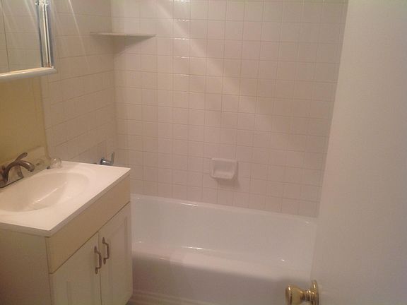 4th image of 1515 S George Mason Dr APT 13
