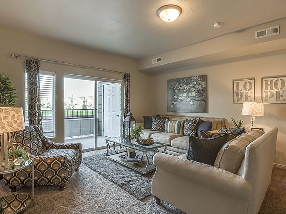 Model Living Room