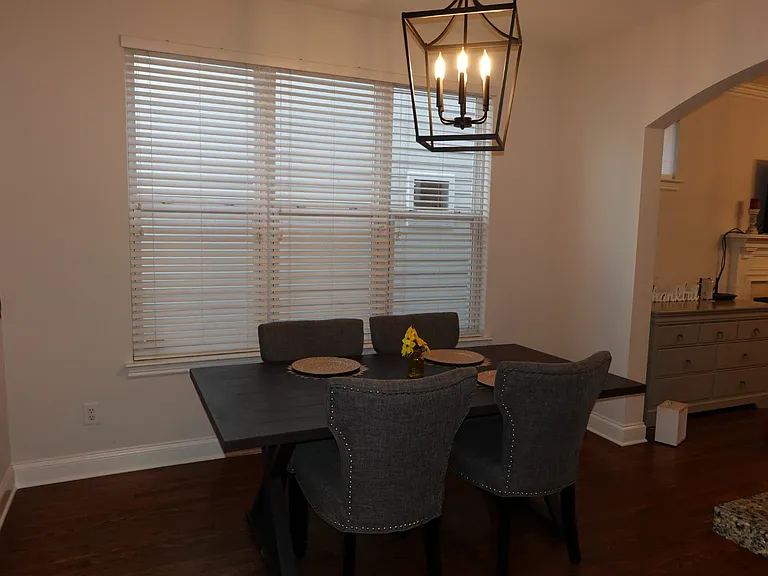 120 Jasper Ave — Photo 11