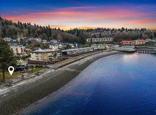 702 S 280th St, Des Moines, WA 98198
