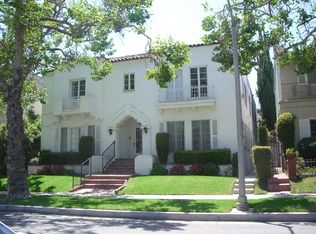 137 S Canon Dr APT 2, Beverly Hills, CA 90212