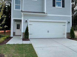 304 Joneshaven Dr, Fuquay Varina, NC 27526