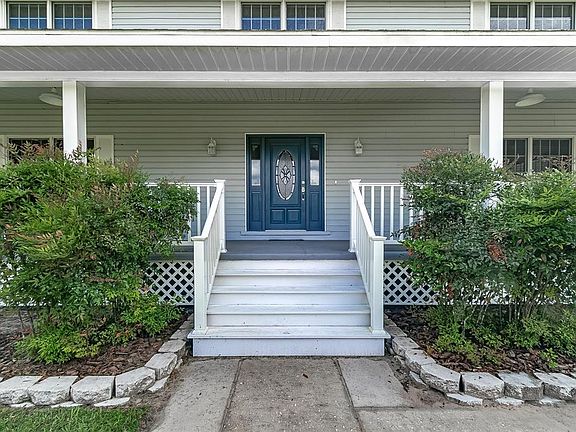 3rd image of 15725 SE 36th Ave