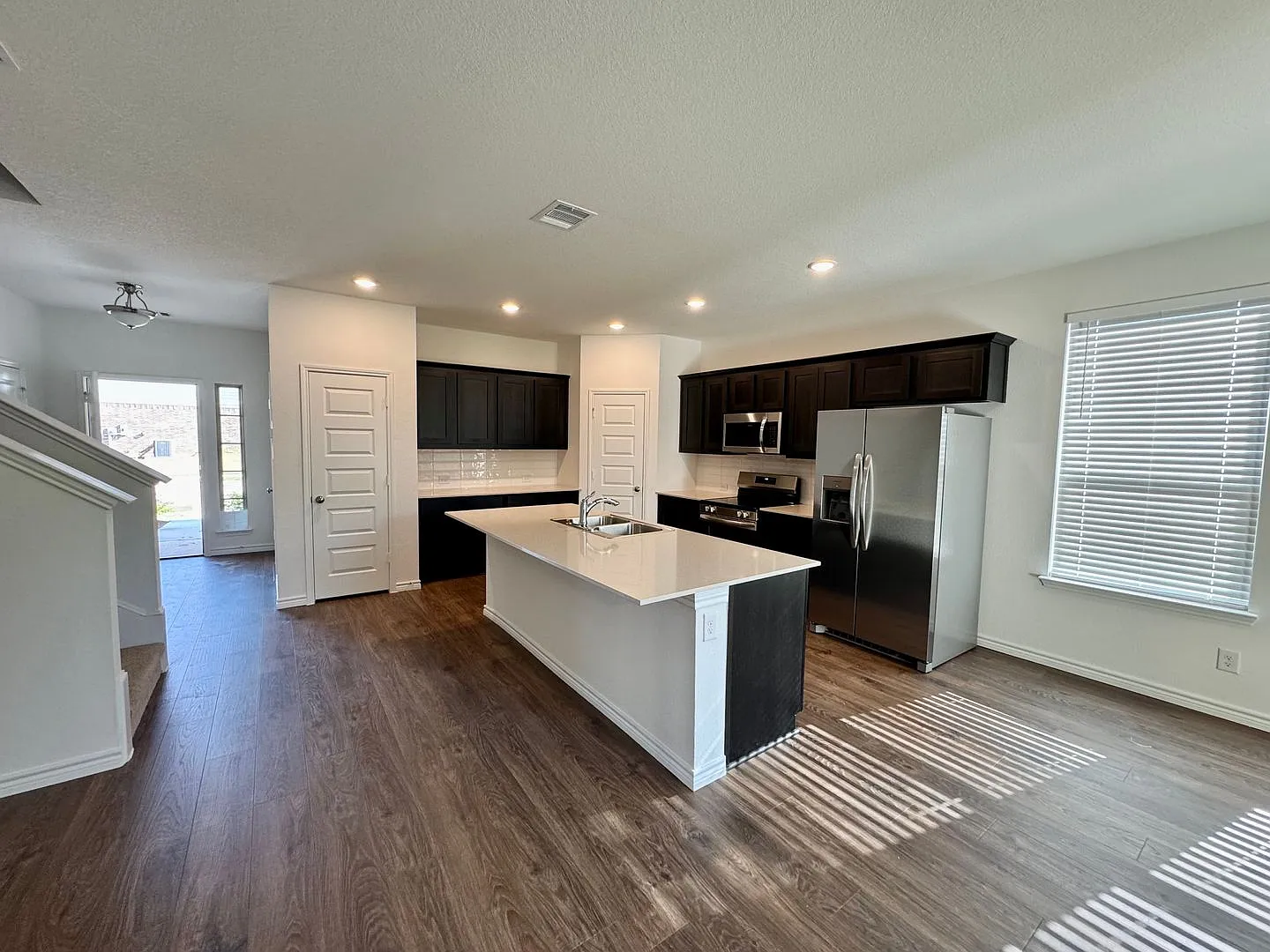 Gorgeous Newer Home Near Universities and Major Highways — Photo 2