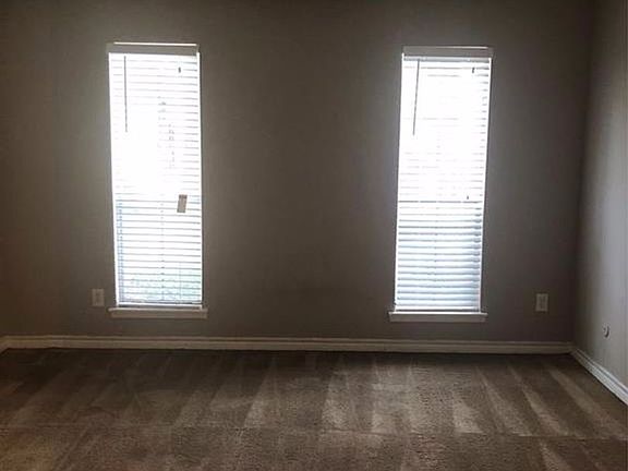 4th image of 5625 Antoine Dr APT 501