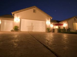 6148 Sutter Ave, Carmichael, CA 95608