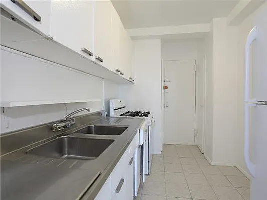 Sold by Exclusive Properties Sotheby's International Realty | media 7