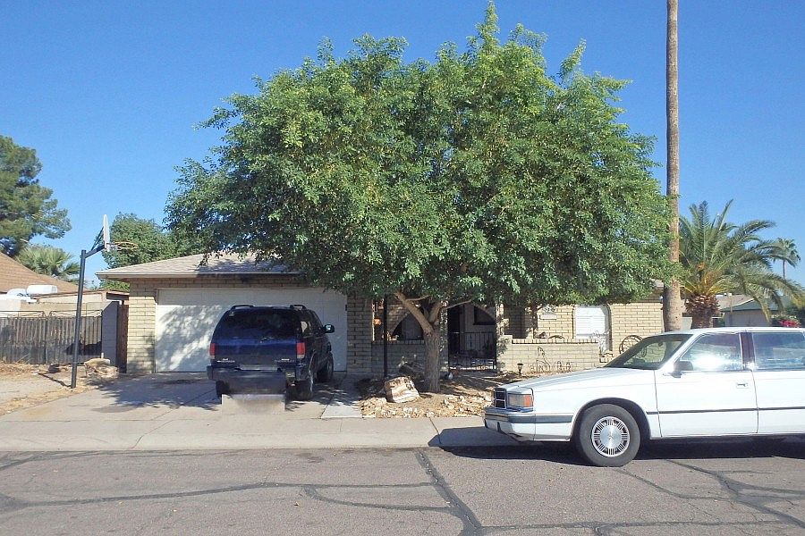 1st image of 10013 N 49th Ln