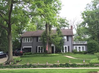 525 Woodlawn Ave, Glencoe, IL 60022