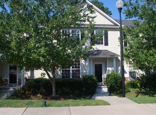 140 Summit Oaks Ln, Holly Springs, NC 27540