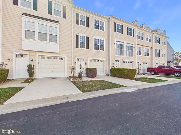 2nd image of 26612 Briarstone Pl #B44
