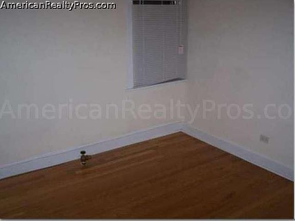 4th image of 6600 S Ingleside Ave #6604-3