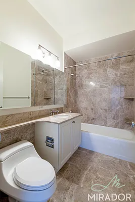 Rented by Mirador Real Estate | media 31