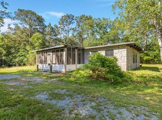 421 Buds Ln, Hampstead, NC 28443