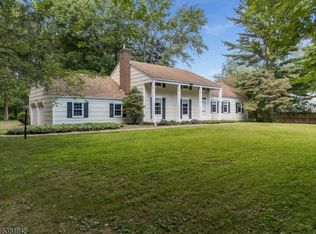 478 Charlestown Rd, Hampton, NJ 08827