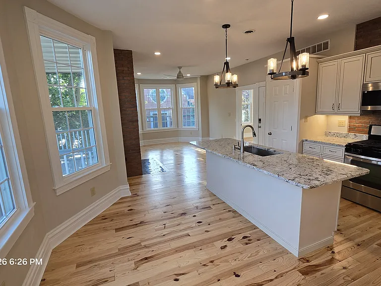 208 Center Ave #2 — Photo 7