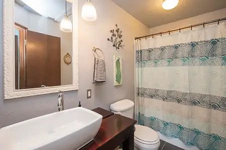 5th image of 170 Evergreen Rd #D302