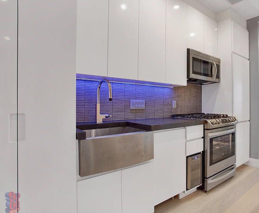 1st image of 195 Stanton St APT 2B