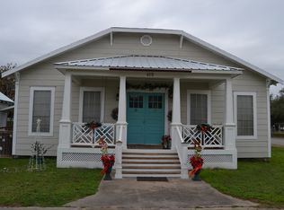 415 King Ave, Agua Dulce, TX 78330