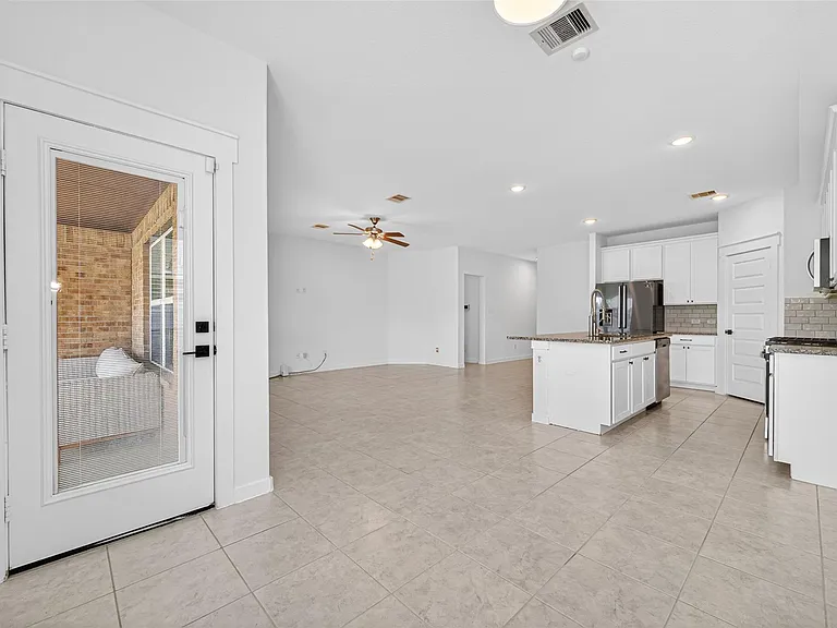 16307 Rockdale Landing Dr — Photo 10