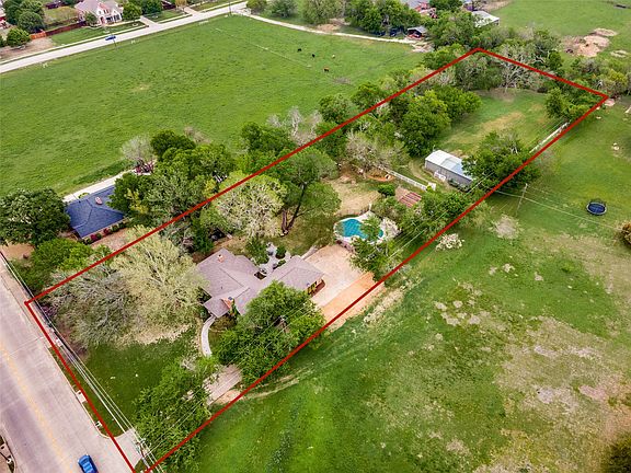 2nd image of 10200 N County Rd