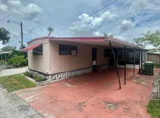 8 Idle Ln, Bradenton, FL 34208