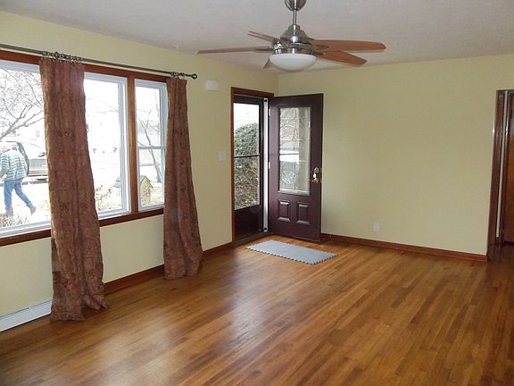 4th image of 510 N Plum St