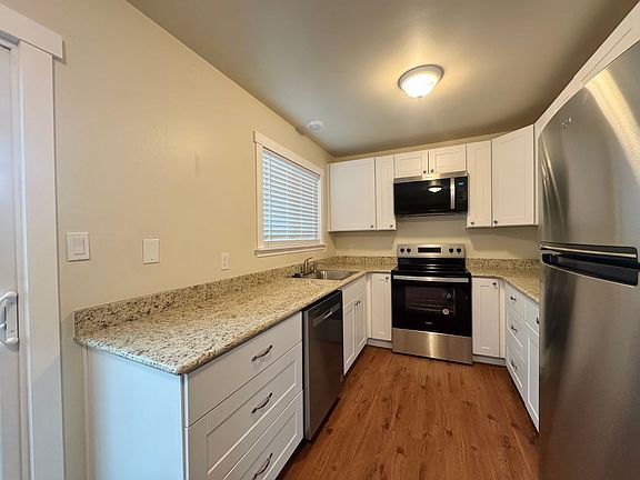 4th image of 1148-1150 Trower Ave #Tro1150