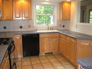 2nd image of 20 Sturbridge Ct