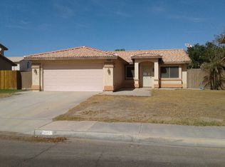 925 Ronald St, Brawley, CA 92227
