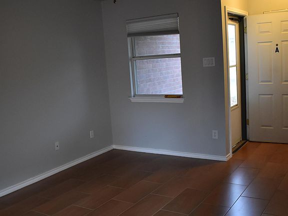 5th image of 2907 Kestrel Dr #A