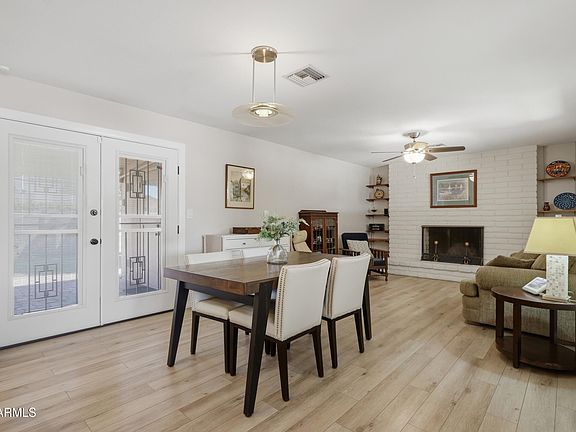 4th image of 1236 E DEL RIO Drive