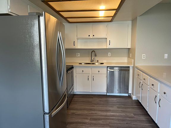 3rd image of 849 Rock Springs Dr APT 101