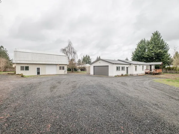 27259 6th St, Junction City, OR 97448