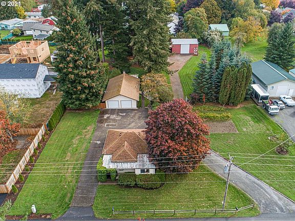 4th image of 7517 NE 58th Ave