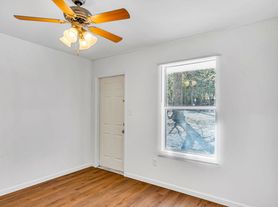 8669 Historic Highway 165