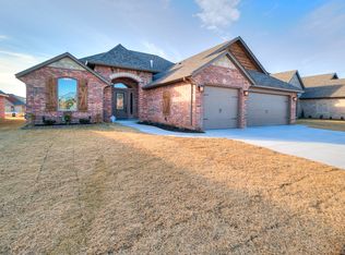 11720 SW 25th Ter, Yukon, OK 73099