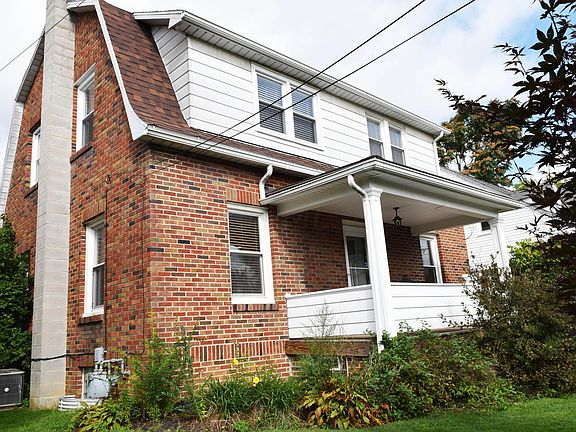 2nd image of 524 Harter Ave