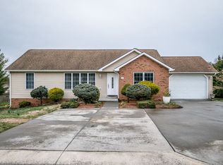 101 Sharon St, Harrisonburg, VA 22801