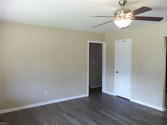 2nd image of 19 Grant Dr