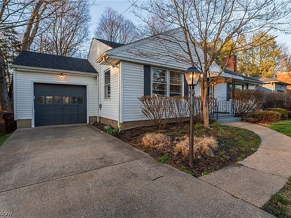 3rd image of 3173 Angleterre Blvd