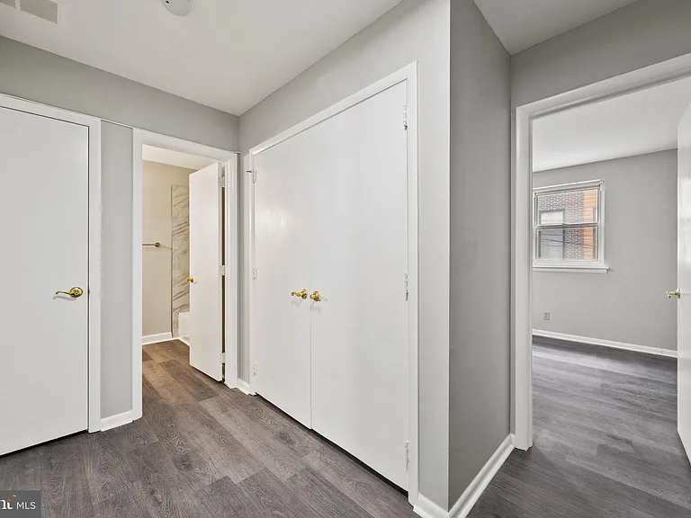 1221 Kater St — Photo 15