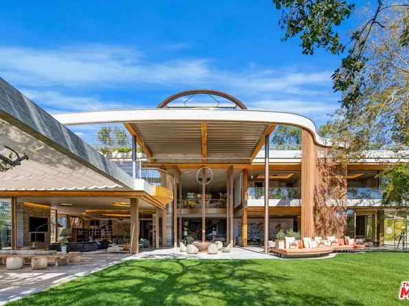 607 Siena Way, Los Angeles, CA 90077