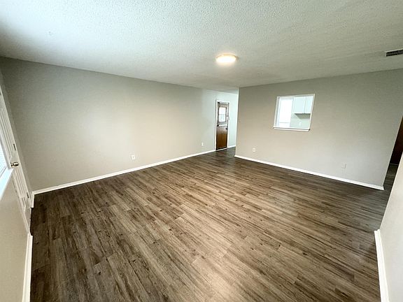 5th image of 3961 Stillwood Dr